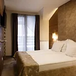 מלון Casa Karina