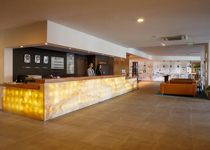 Casa Karina בנסקו