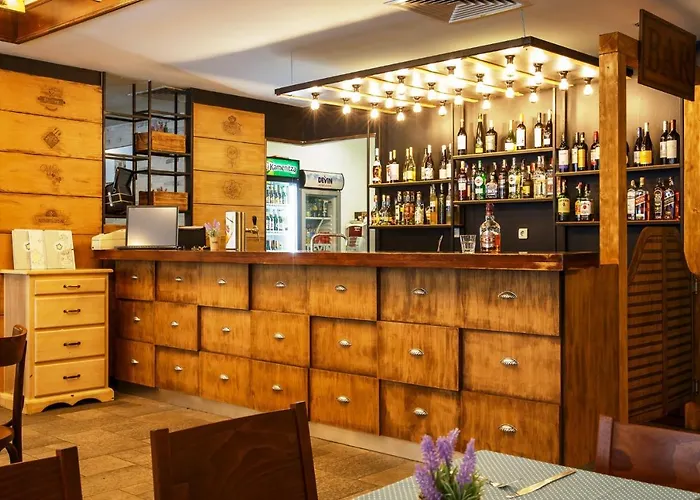 Hotel Casa Karina 4*