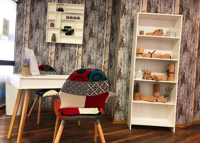 Casa Karina מלון בנסקו